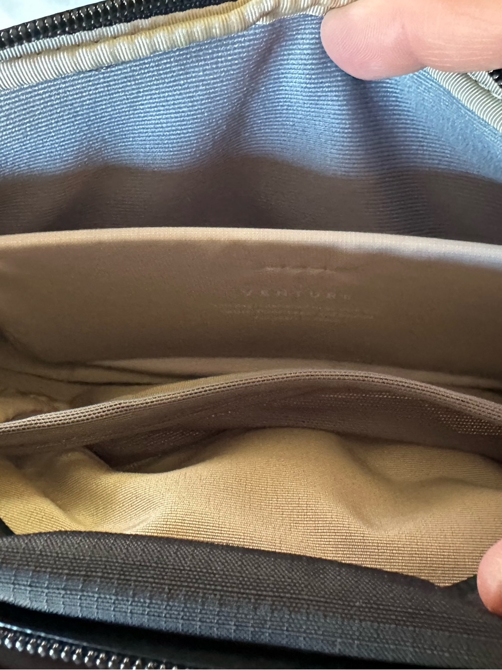 Bellroy Venture Ready Sling 2.5L - Picture 6 of 11